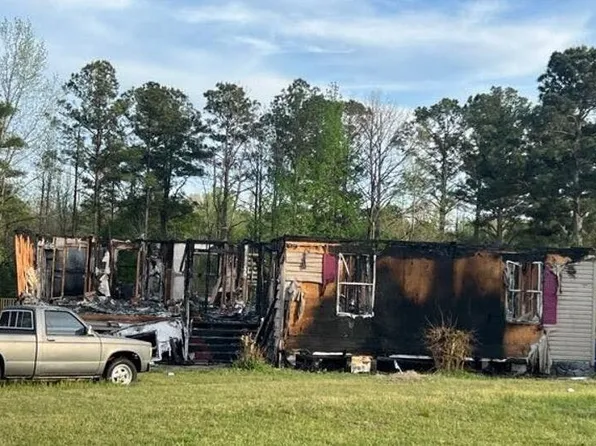 252 Miss Ann Dr, Sulligent, AL 35586