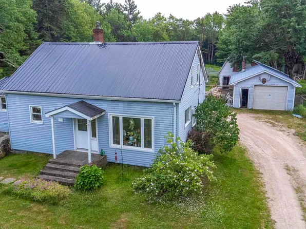672 Ea St, Dalhousie Road, NS B0R 1H0