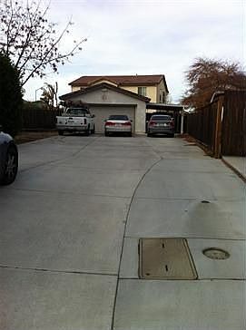 2nd image of 4777 Twin Oaks Dr