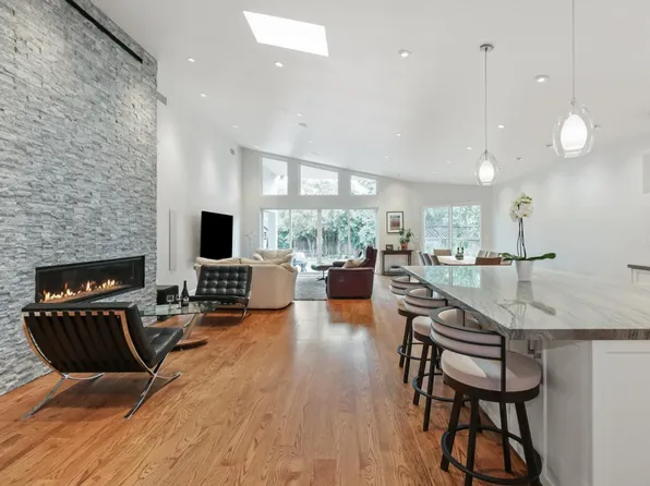 1321 Chica Way, Sacramento, CA 95864