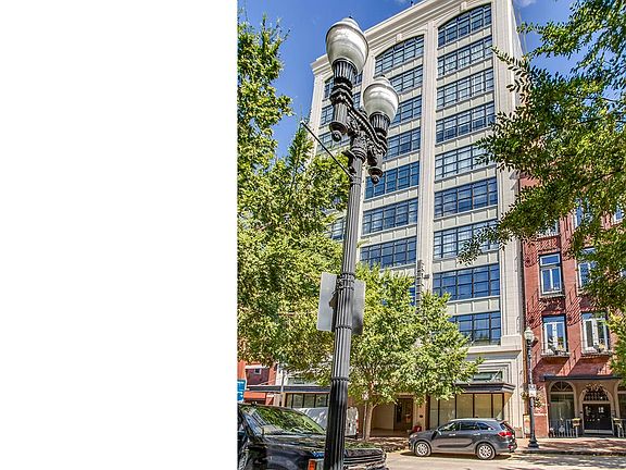 3rd image of 116 S Gay St APT 909