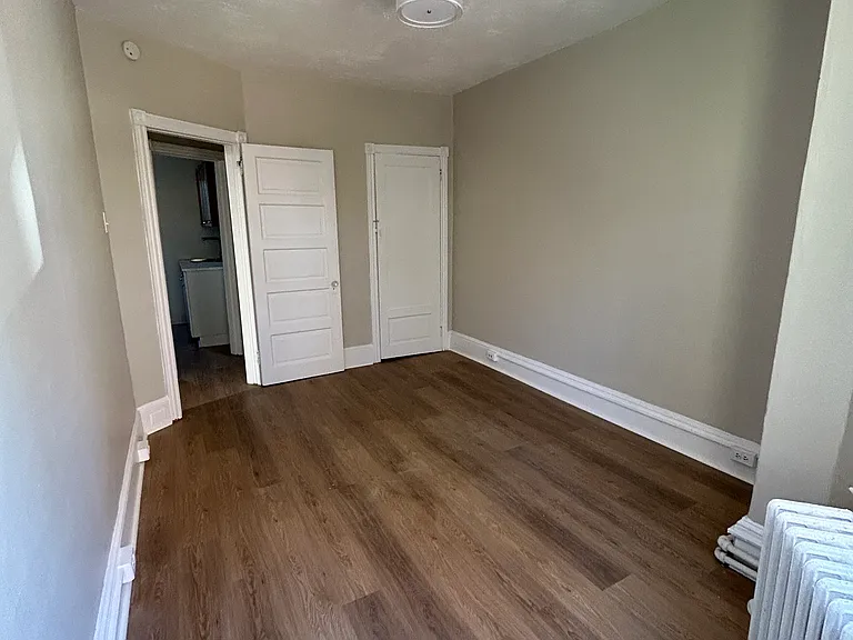 3538 Calumet St #2 — Photo 10