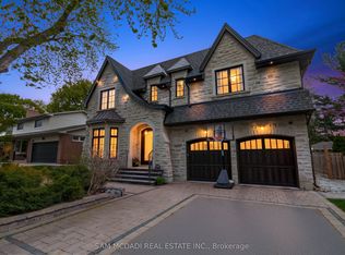1134 Welwyn Dr, Mississauga, ON L5J 3J3