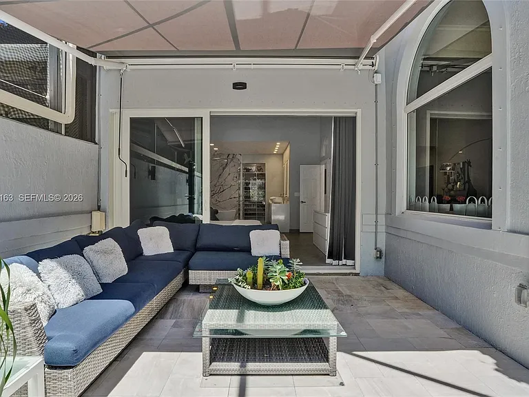 644 W Palm Aire Dr #644 — Photo 76