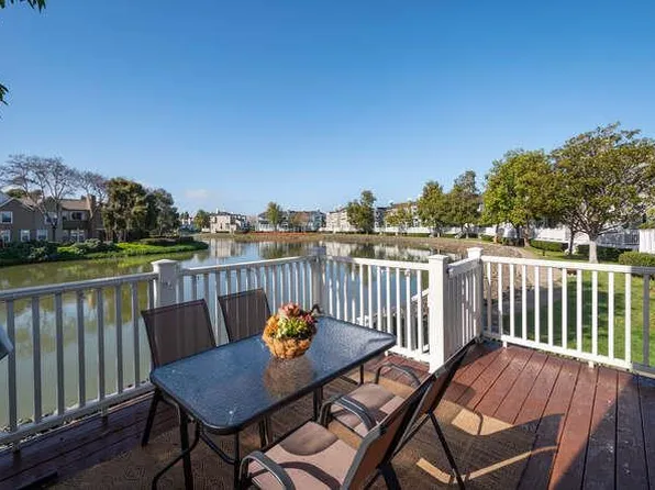 855 Columbia Cir, Redwood City, CA 94065