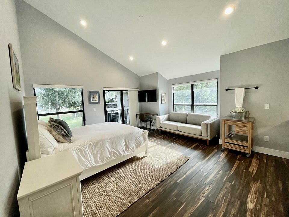 1st image of 11863 Wimbledon Cir APT 547