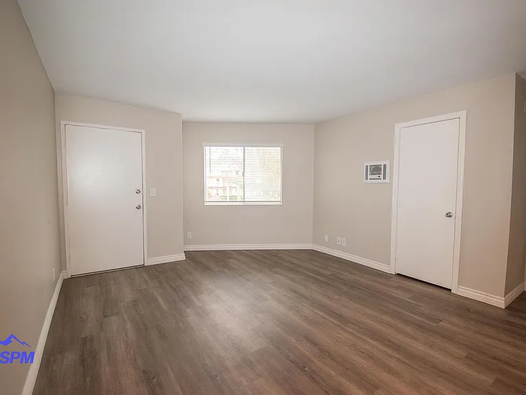 5020 Wightman St — Photo 3