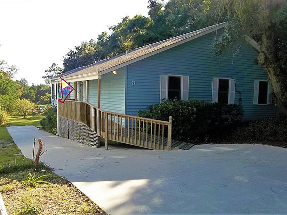 3 White Lane, Oak Island, NC