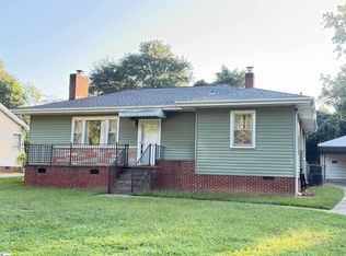 9 Twin Springs Dr, Greenville, SC 29605