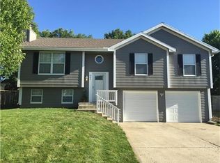 903 Minnie Ave, Belton, MO 64012