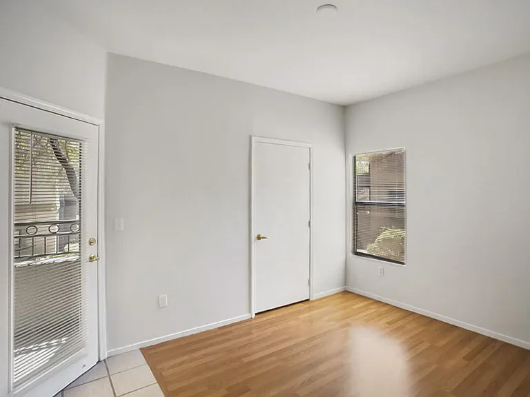 8250 N Grand Canyon Dr #1137-20 — Photo 27