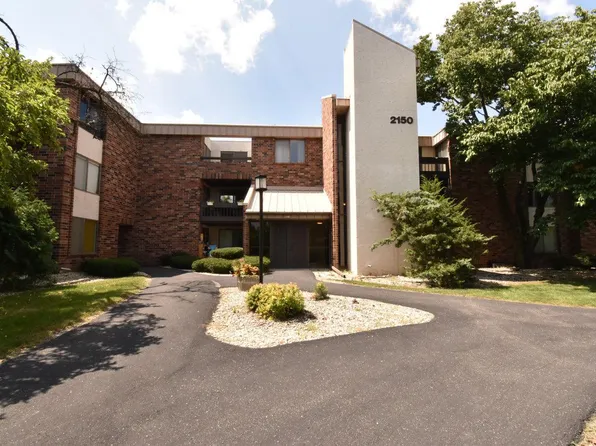 2150 West Good Hope ROAD #103, Glendale, WI 53209