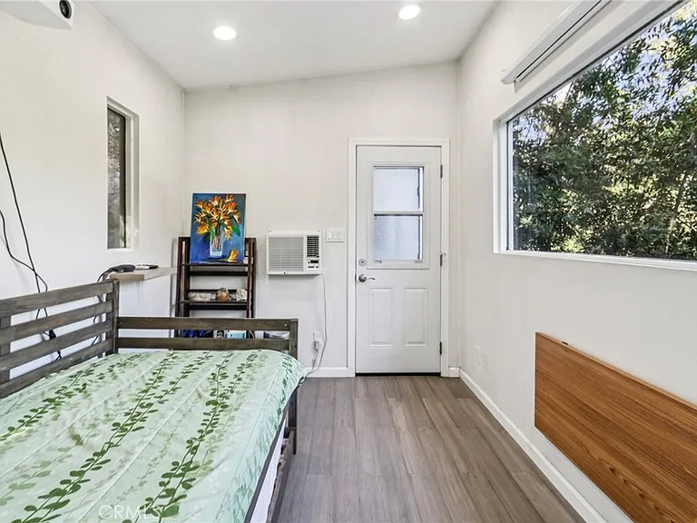 432 Fernwood Pacific Dr — Photo 21