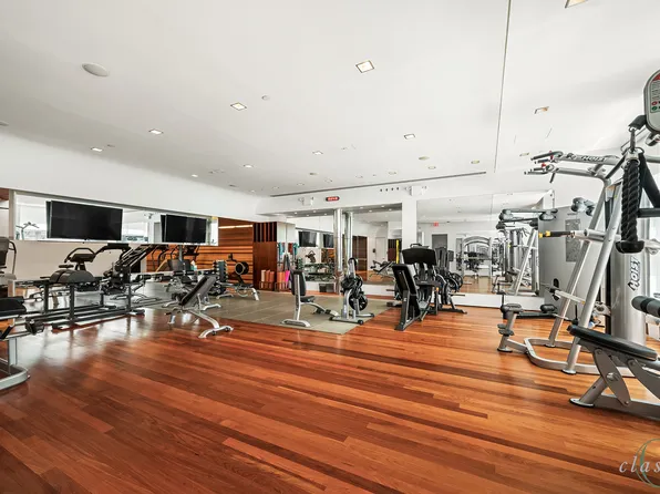 60 East 55th Street image 8 of 8