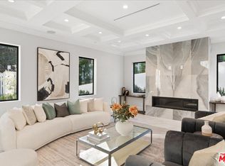 4351 Vanalden Ave, Tarzana, CA 91356
