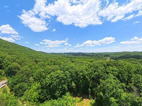 3rd image of 195 Sherwood Ln Lot 12