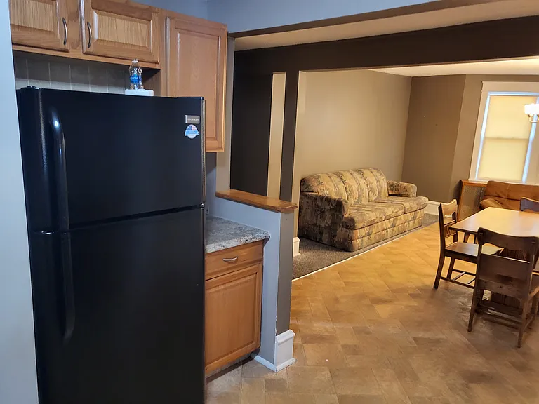 4 S Railroad St #2 — Photo 3