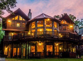 25 Old Chestnut Dr, Oakland, MD 21550