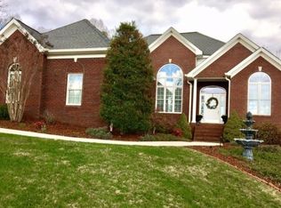 304 Jade Ct, Kingsport, TN 37664