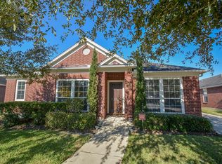 1634 Martin Lake Dr, Richmond, TX 77406