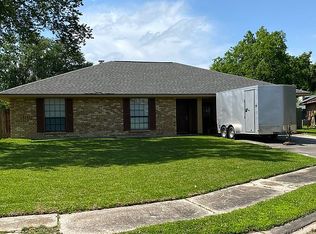 107 Thrush Loop, Lafayette, LA 70508