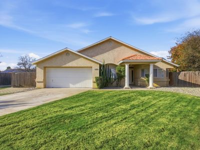 2440 Ashwood Ct, Hanford, CA, 93230