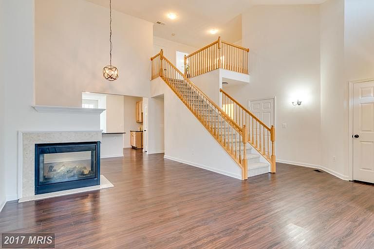 2nd image of 240 Amber Cir