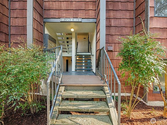 4th image of 2316 NE 89th Street #2316