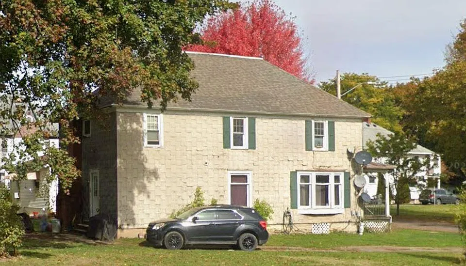 10 Saint John St #2