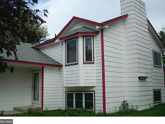 5th image of 10910 Louisiana Ln N