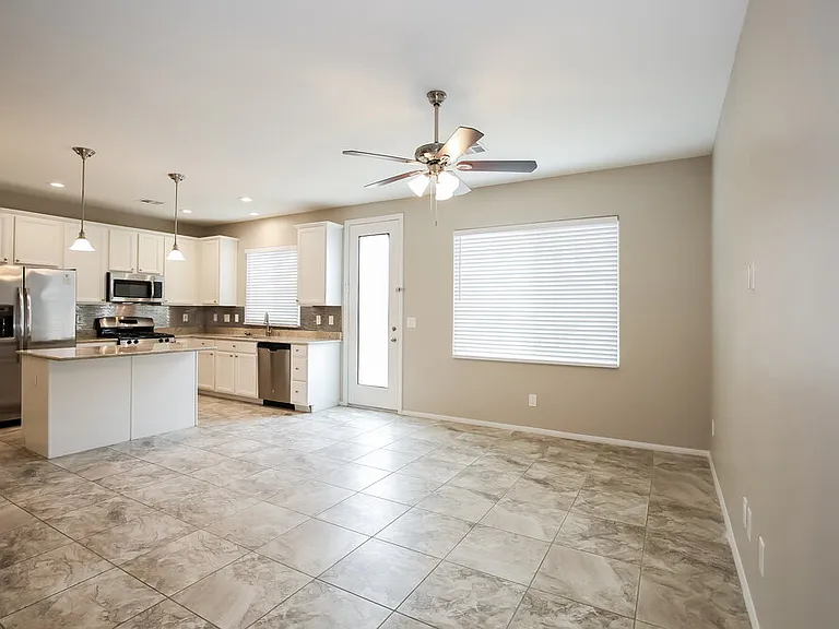 7369 Puddle Duck St — Photo 5