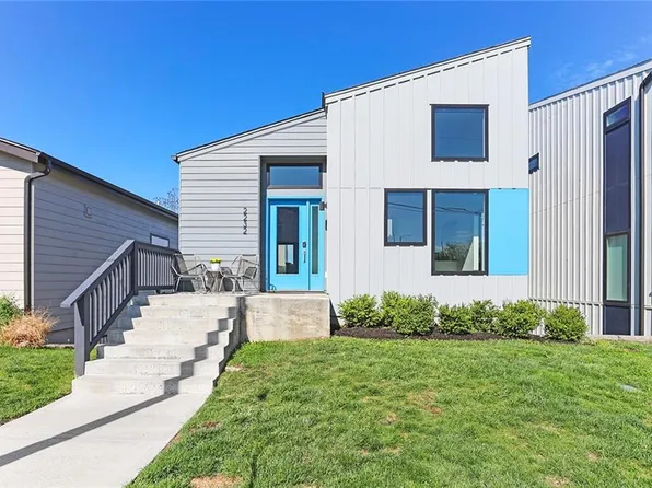 2232 Tracy Ave, Kansas City, MO 64108