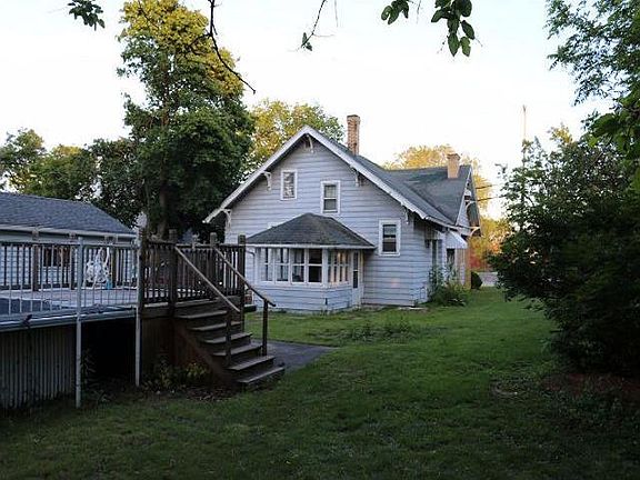 3rd image of 354 Central Ave