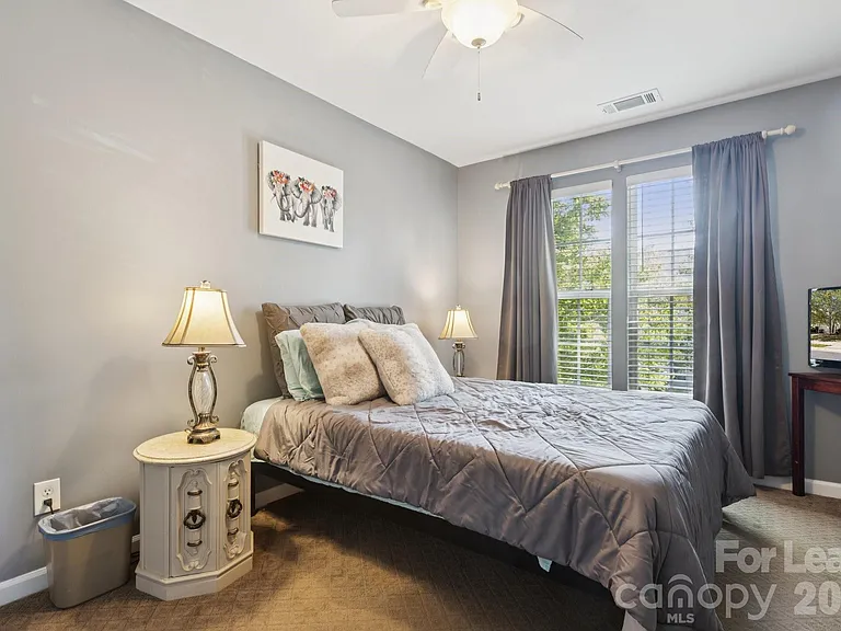 6037 Queens Walk Ct — Photo 26