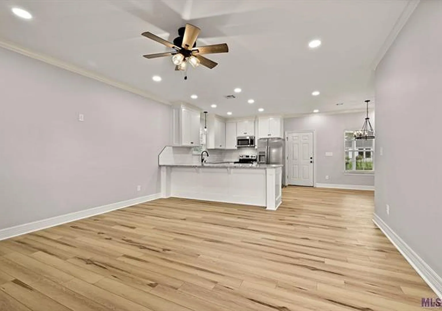 Newly constructed home with custom details — Photo 3
