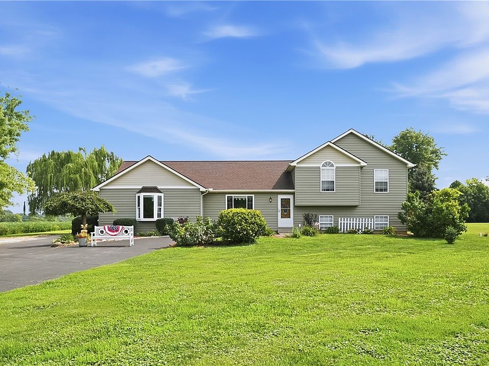 1st image of 9292 Arrowcreek Dr