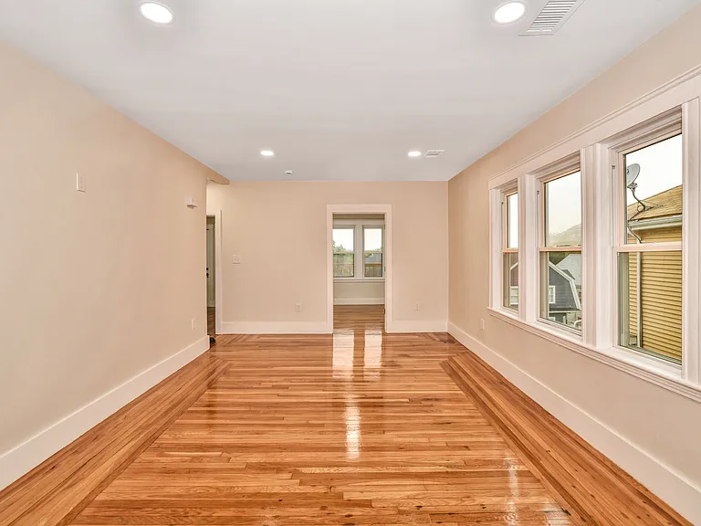 30-32 Westmore Rd #2 — Photo 28