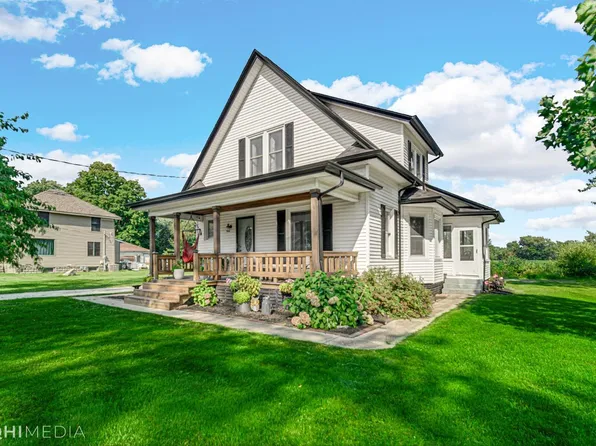 207 Union St, Union Mills, IN 46382