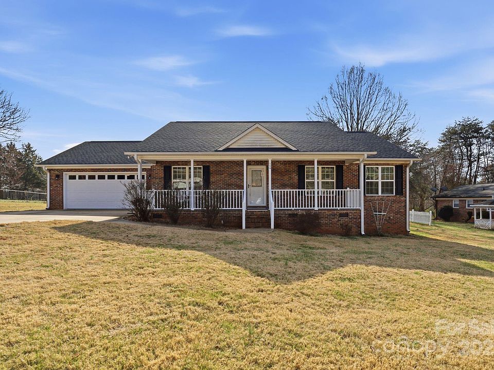 1st image of 158 Polly Dr