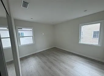 200 S Chevy Chase Dr #1/2 — Photo 8