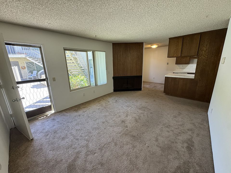 1st image of 4825 Del Mar Ave #4