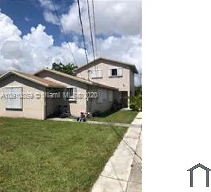 4 bed, $3,200 — Photo 2