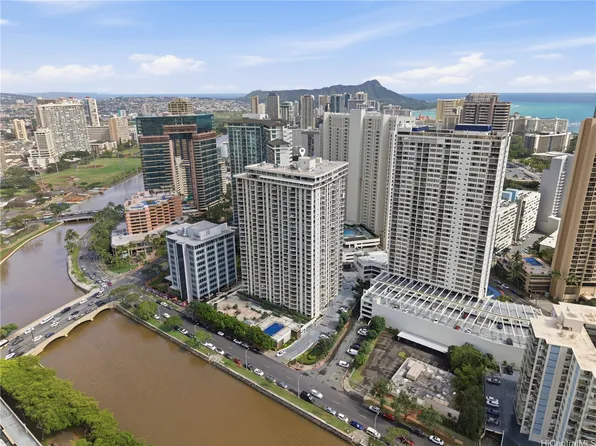 1717 Ala Wai Blvd APT 607, Honolulu, HI 96815