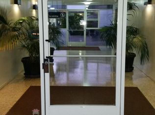 Cambridge House, Van Nuys, CA 91406