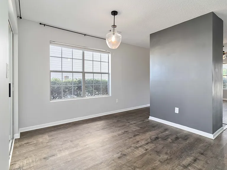 44 Hayfield Ln — Photo 10