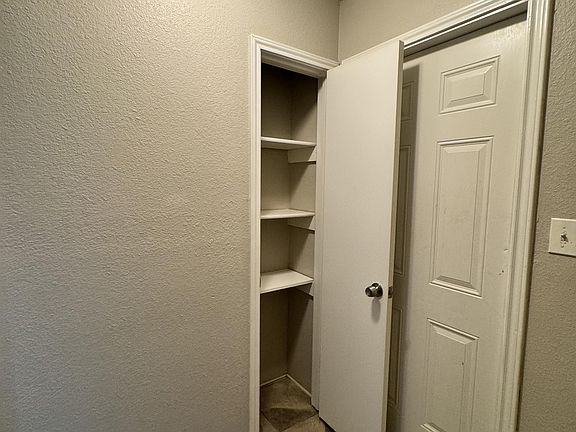 5th image of 2602 Remington Dr