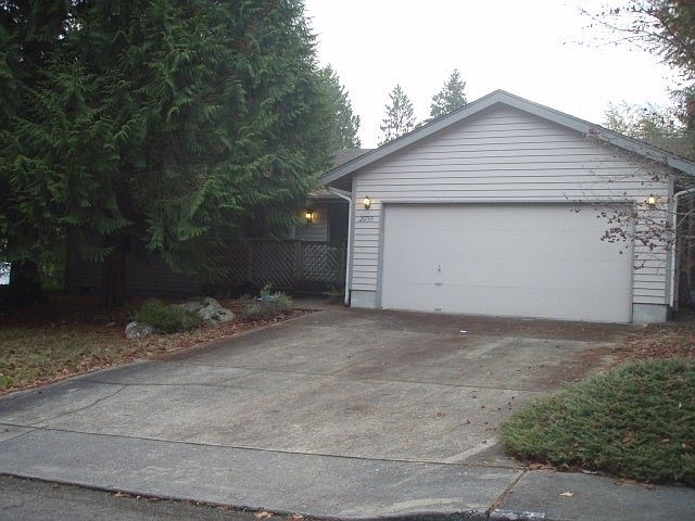 1st image of 20755 Terasse Dr NW