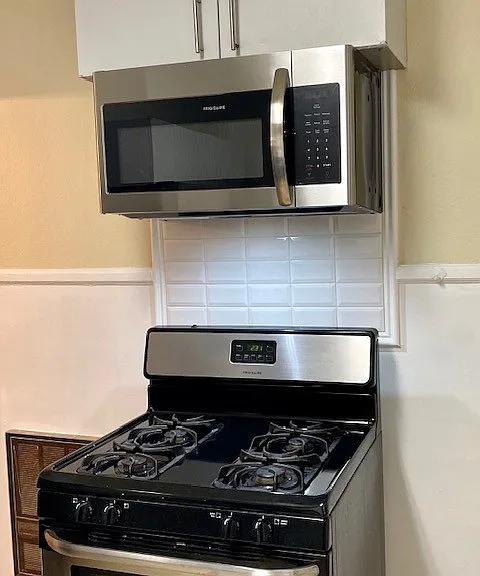 3066 Oxford Ave — Photo 14