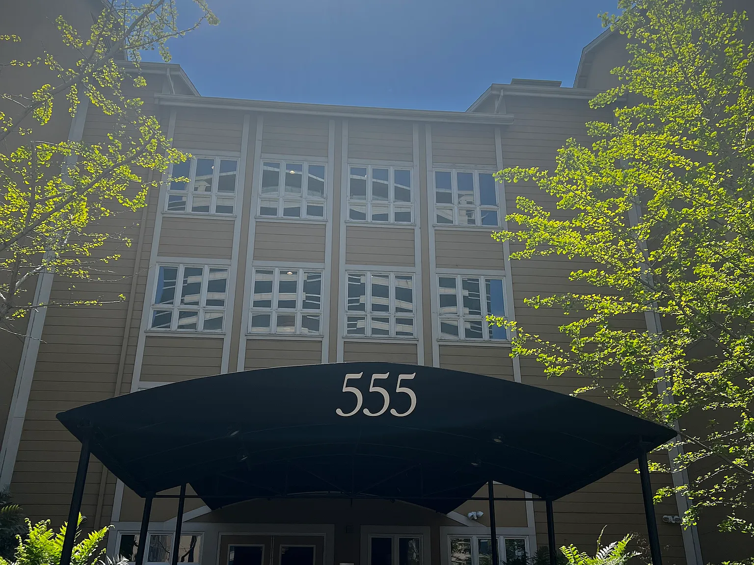 1 bed, 1.0 bath, 672 sqft, $2,250 — Photo 1