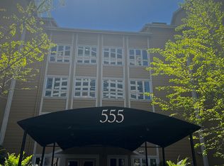 555 10th St APT 318, Oakland, CA 94607